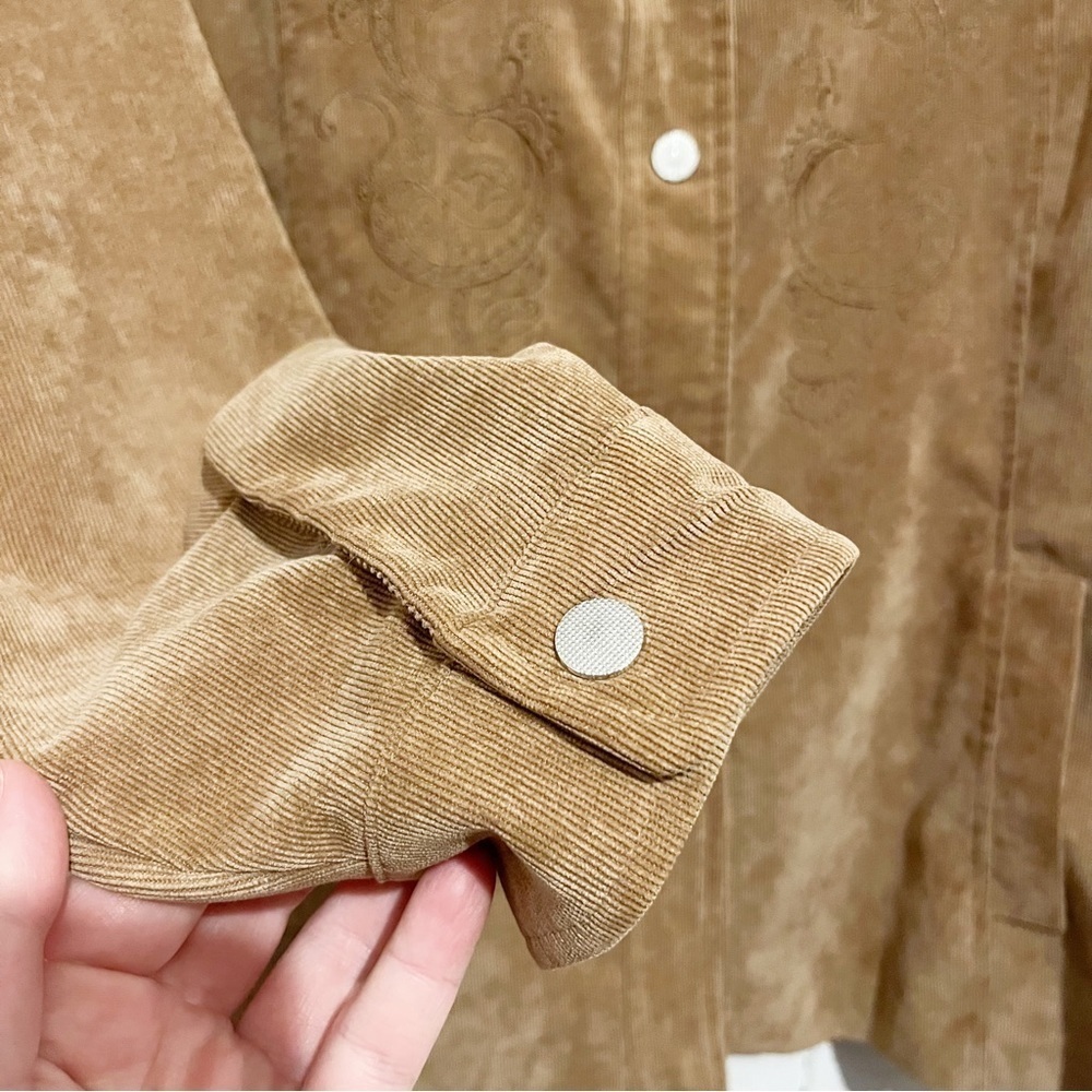 Alia Tan Light Corduroy Paisley Patterned Button Down Jacket. - Picture 5 of 10